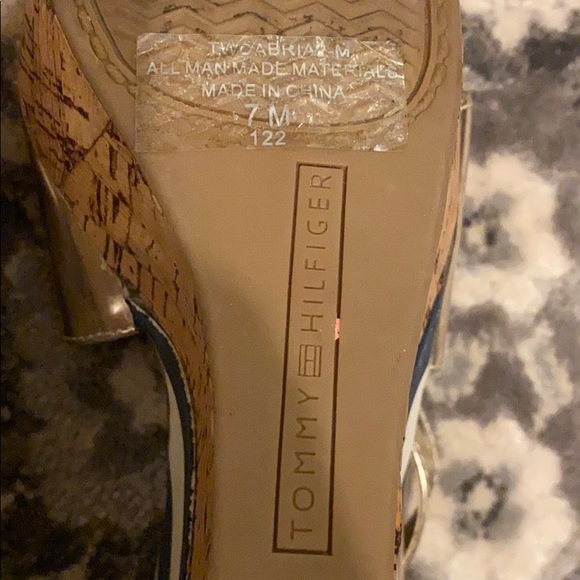 Tommy Hilfiger platform cork wedge sandals - Picture 6 of 7